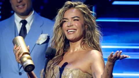 Karol G deslumbró en los Premios Billboard de la Música Latina 2025.